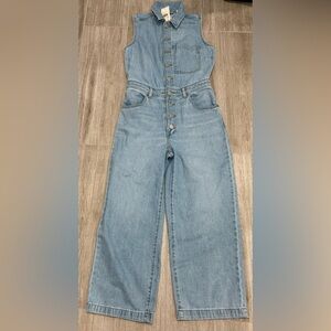 Women’s XS Levi’s Light wash overalls